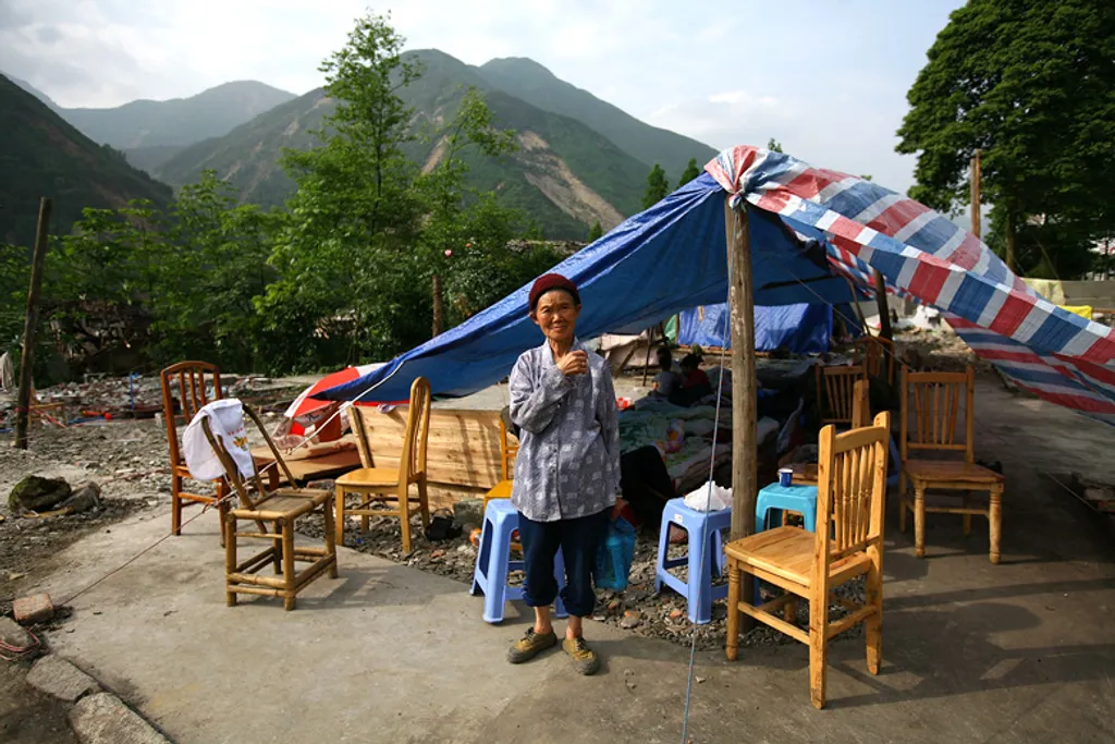 Túlélő Dujiangyan városában