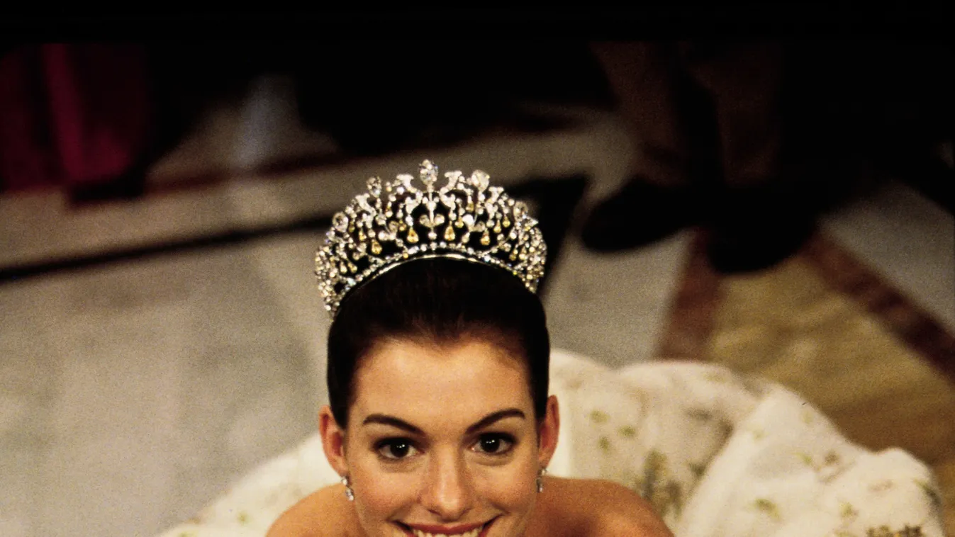 The Princess Diaries (2001) USA Cinema bijoux jewelry couronne gant long long glove robe DRESS VERTICAL 