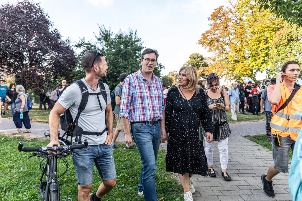 Demokrácia napi tüntetés, Budapest, 2023.09.15. oktatás, tanulás, tanítás, tanító, diák, tanár, Tordai Bence, Karácsony Gergely 