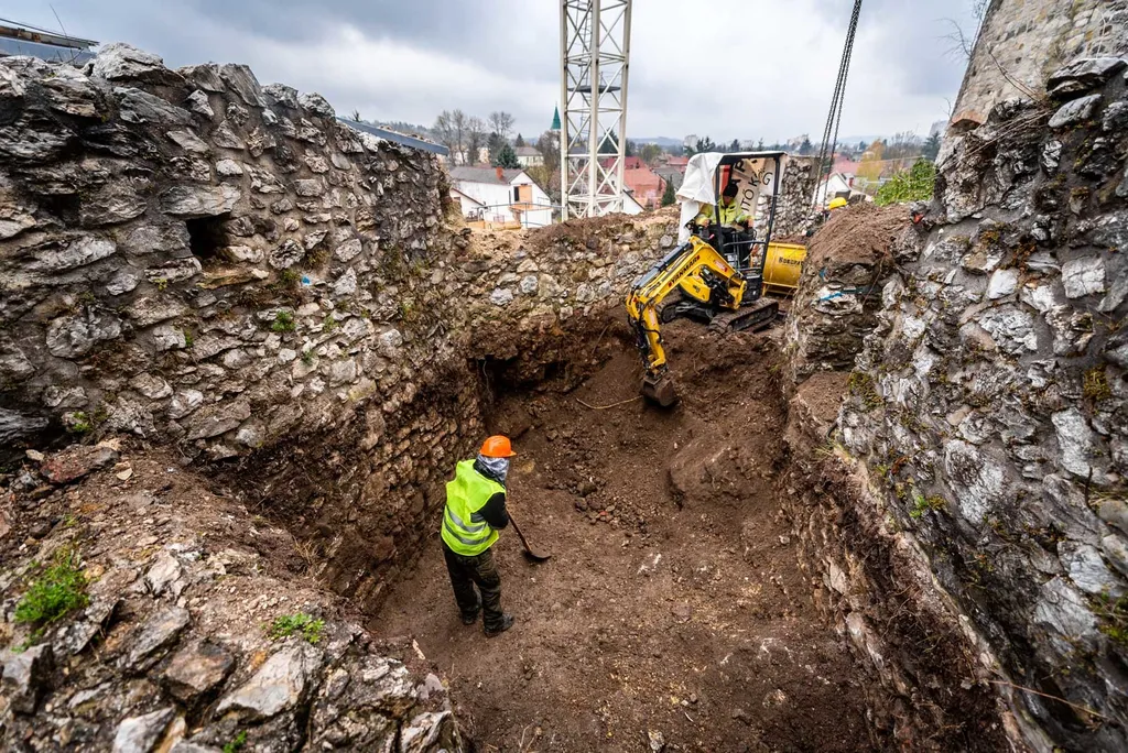 2021  Diósgyőr Diósgyőri Vár Miskolc  Épkar
Így halad Nagy Lajos király kedvenc várának felújításával az Épkar 