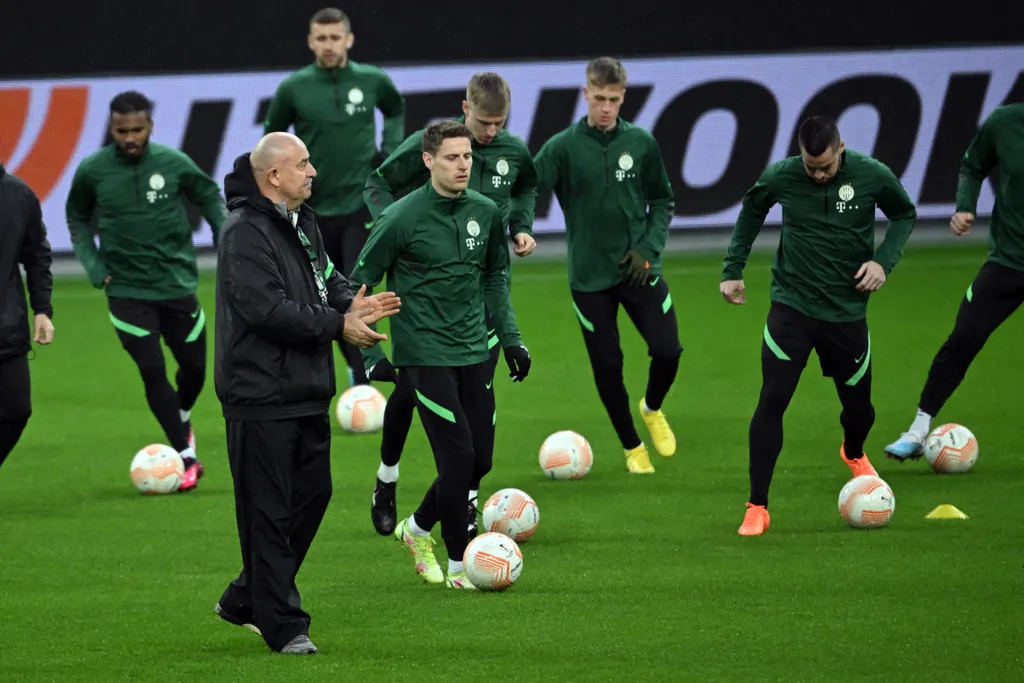 Training Ferencvaros Budapest Sports soccer Horizontal EUROPA LEAGUE 