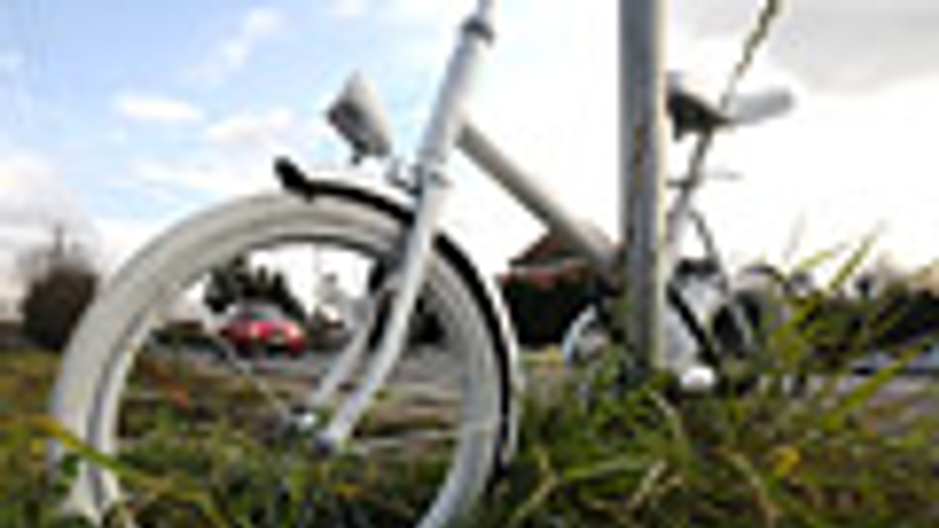 kerékpár, bicikli, szellemkerékpár Szombathelyen, kerékpáros baleset