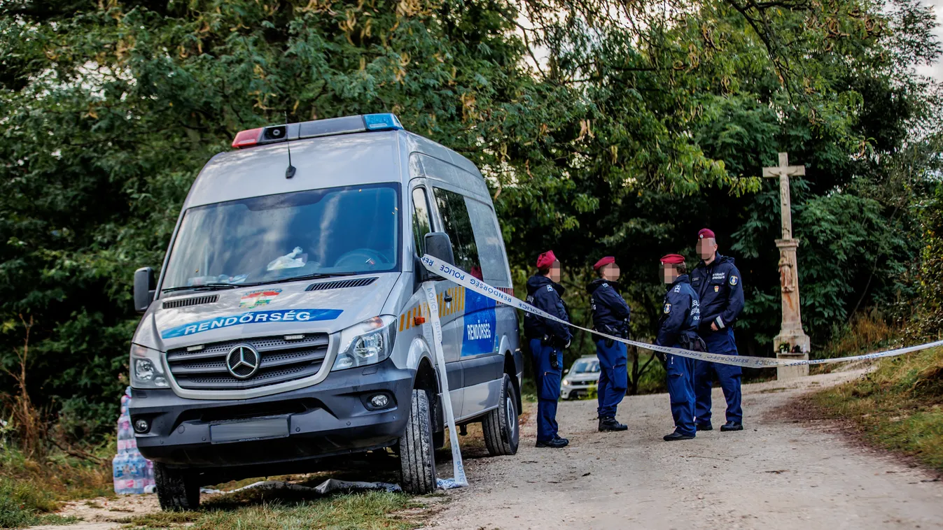 robbanás, robbantás, Esztergom, egy rendőr meghalt, több sérült, családi ház, fenyegető, felrobbantott egy ismeretlen tárgyat, esztergom, búbosbanka, 2023. 09. 20. 