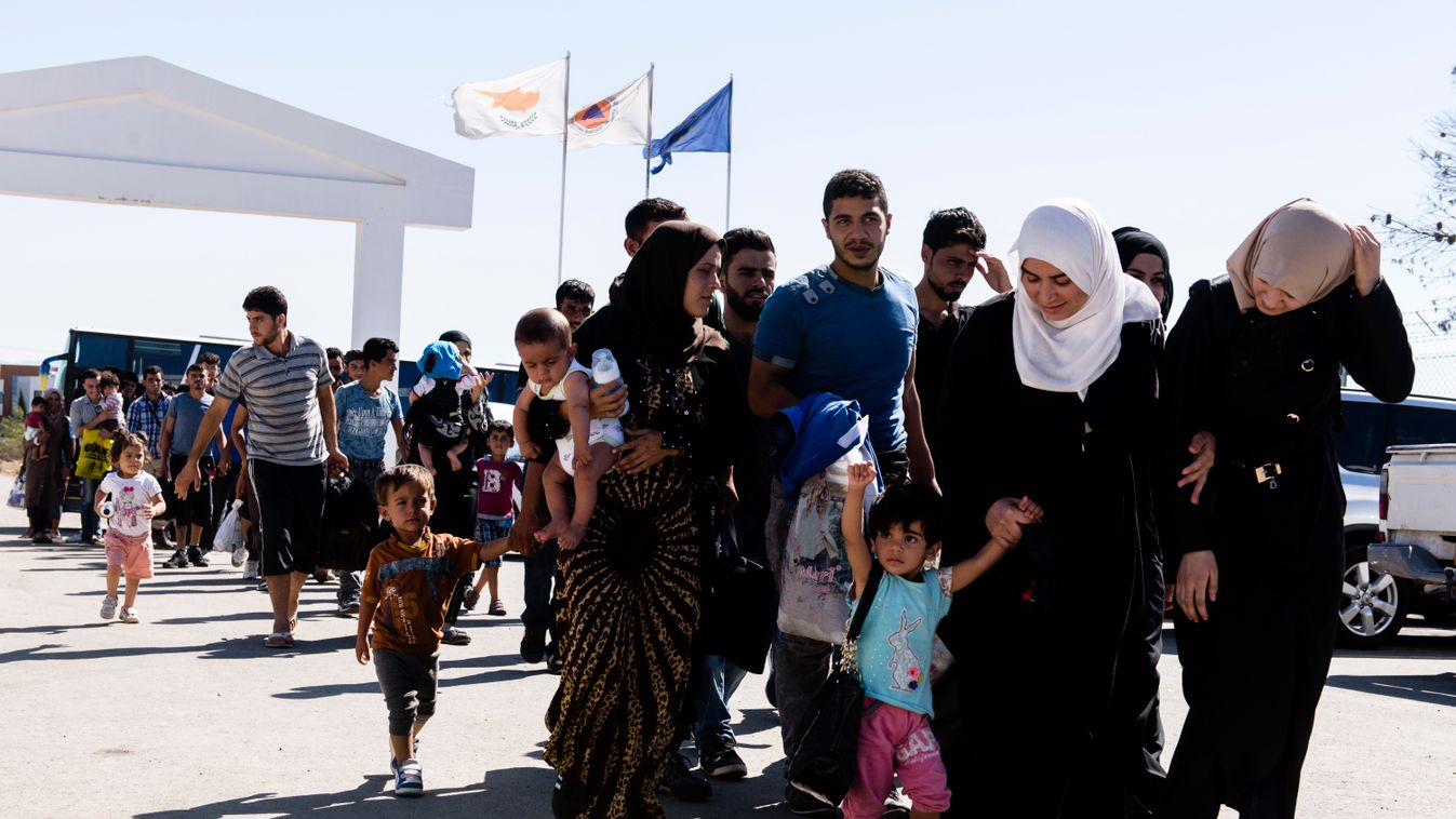 refugee war migration Horizontal 