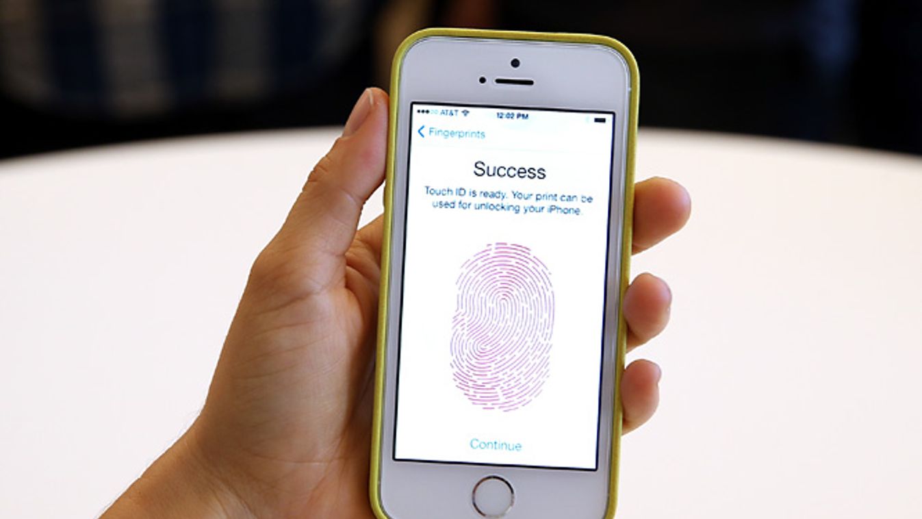 biometrikus azonosítás, iPhone 5S ujjlenyomat-szkenner 
