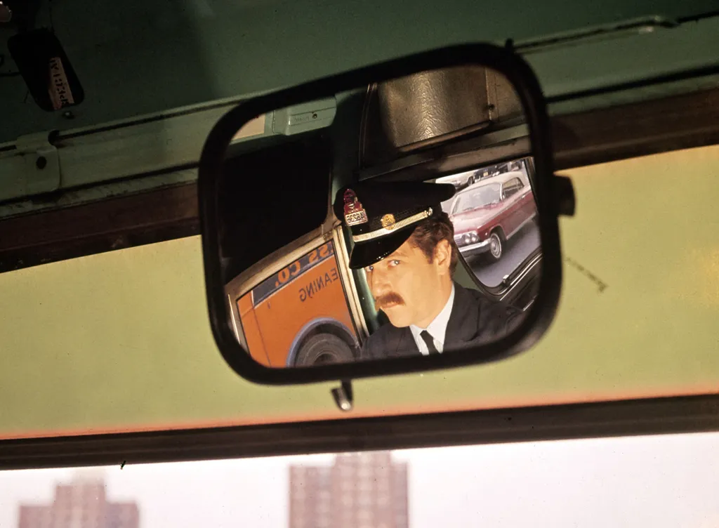 Bye Bye Braverman Cinema rear-looking mirror Horizontal BUS DRIVER 