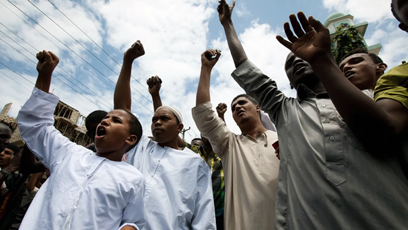 A Kenyába készülőket figyelmezteti a Külügyminisztérium, kenya, mombassa, egy meggyilkolt al-kaida tag miatt tüntető muszlimok 