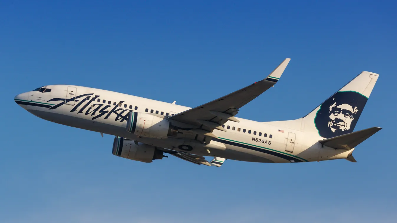 Alaska Airlines Boeing 737-700 airplane at Los Angeles airport business trip takeoff airplanes liftoff dealing HOLIDAYS travel air_transport AIRPORT flying aviation travelling TRANSPORT circulation United States of America jet Travel_and_Commuting aeropla
