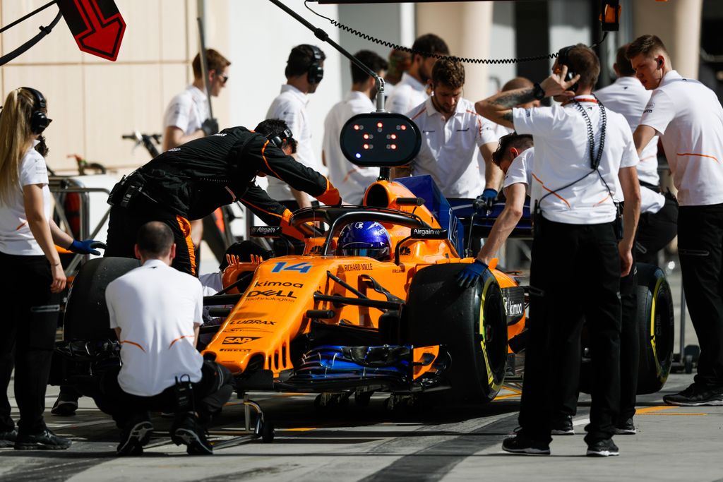 A Forma-1-es Bahreini Nagydíj szombati napja, Fernando Alonso, McLaren Racing 