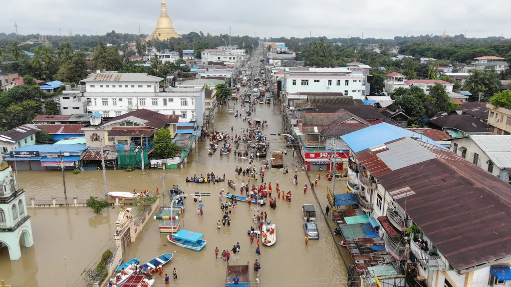 flood TOPSHOTS Horizontal Áradás víz Mianmar 
