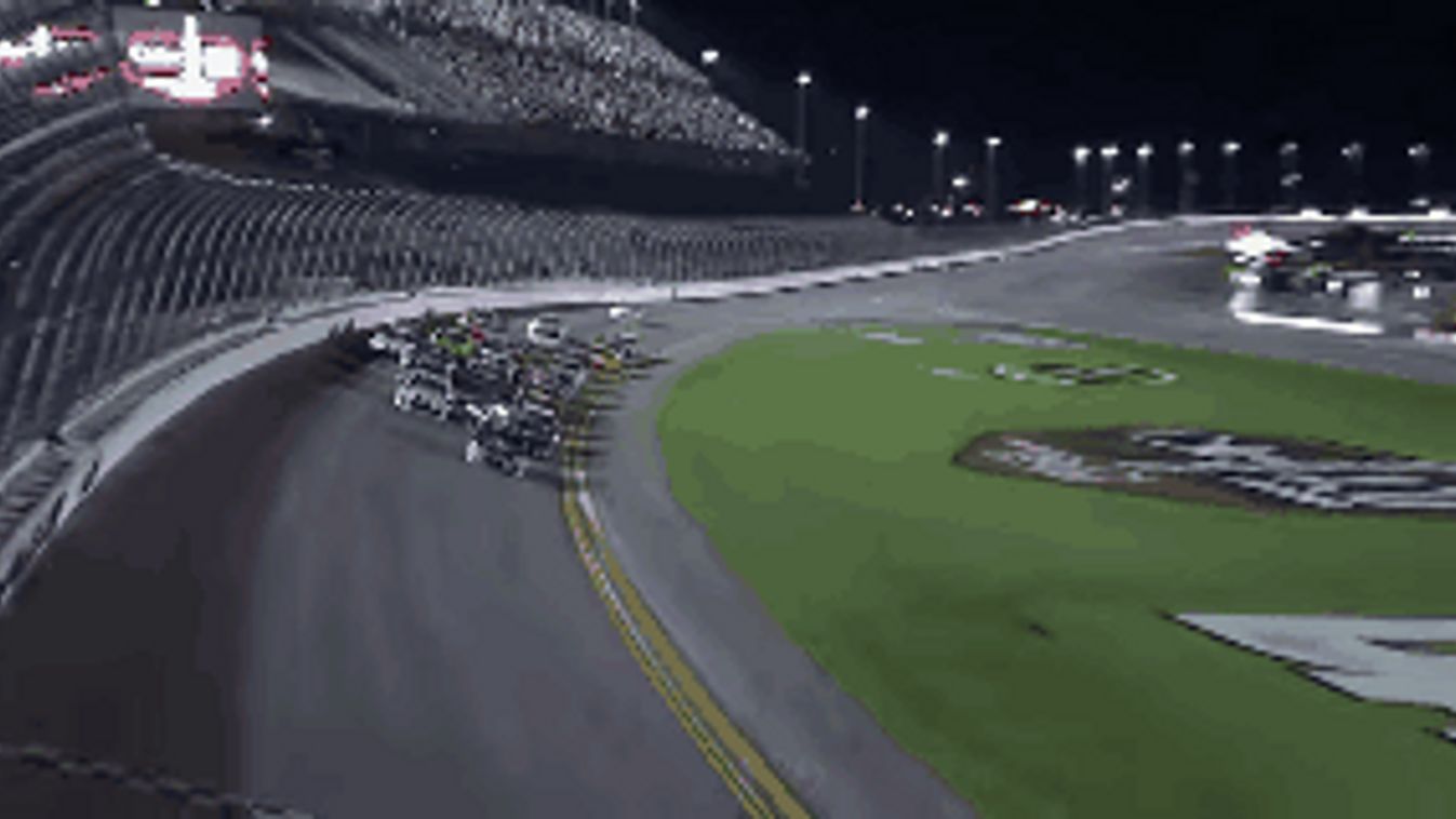 NASCAR-baleset GIF, címlap 