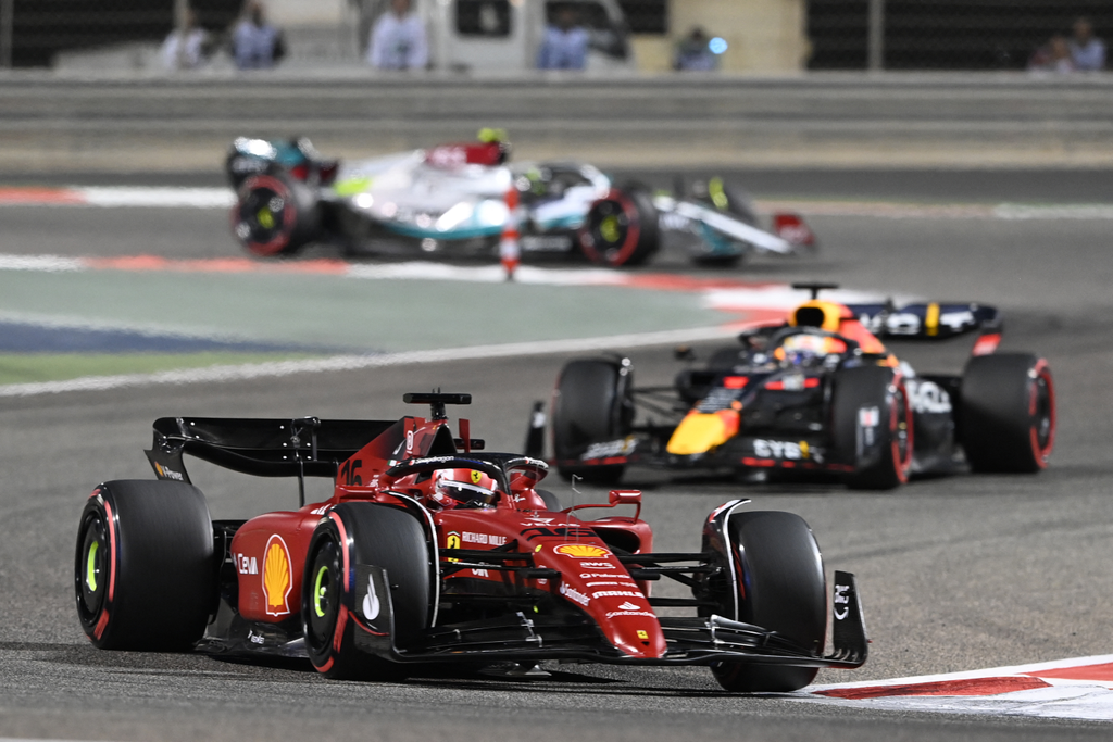 Forma-1, Bahreini Nagydíj, Leclerc, Ferrari, Verstappen, Red Bull 