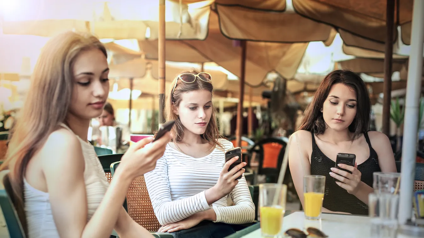 Dr. Life, A Pszichológus Pasi: miért nem értjük meg egymást? mobiltelefon tini tinédzser 