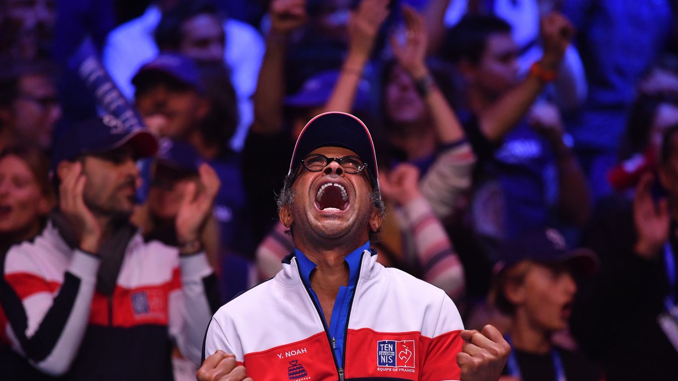 tennis TOPSHOTS Horizontal FINAL DAVIS CUP BUST JOY HEADSHOT FRONT VIEW CLENCHED FIST SHOUTING 