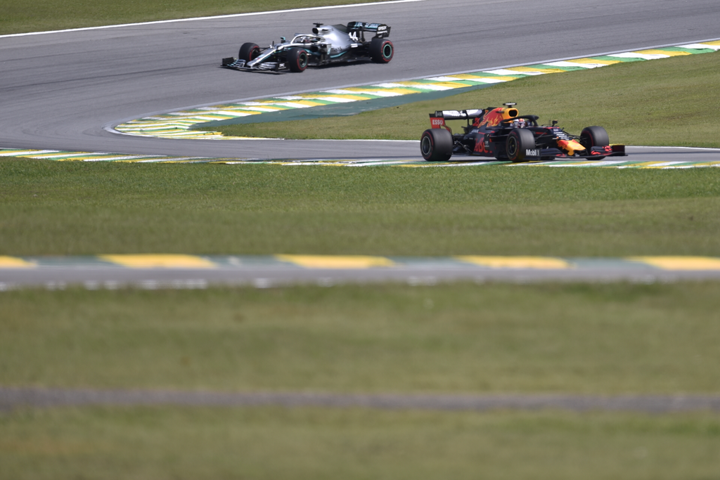 Forma-1, Brazil Nagydíj, Max Verstappen, Red Bull, Lewis Hamilton, Mercedes 