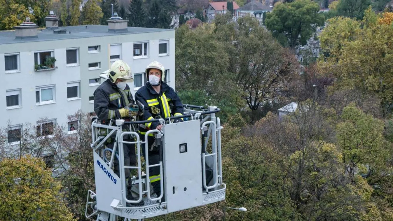 tűzoltók mentés Szeged 
