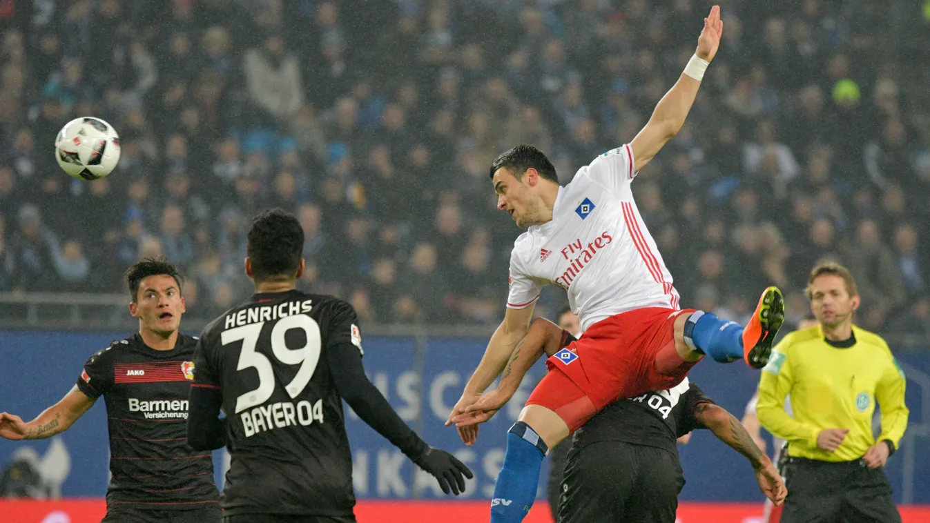 Hamburger SV vs. Bayer Leverkusen, Filip Kostic, Benjamin Henrichs, foci 