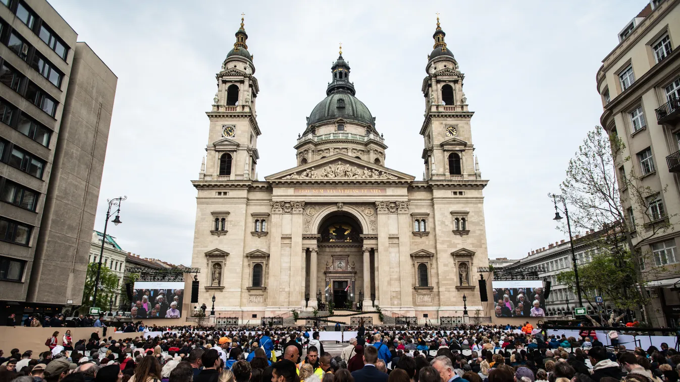 Ferencpápa2023, Ferenc pápa, pápalátogatás, háromnapos apostoli látogatás, Ferenc pápa magyarországi látogatása, Magyarország, péntek, 2023,  Szent István Bazilika 