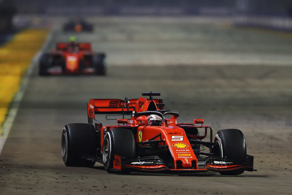 Forma-1, Sebastian Vettel, Charles Leclerc, Scuderia Ferrari, Szingapúri Nagydíj 