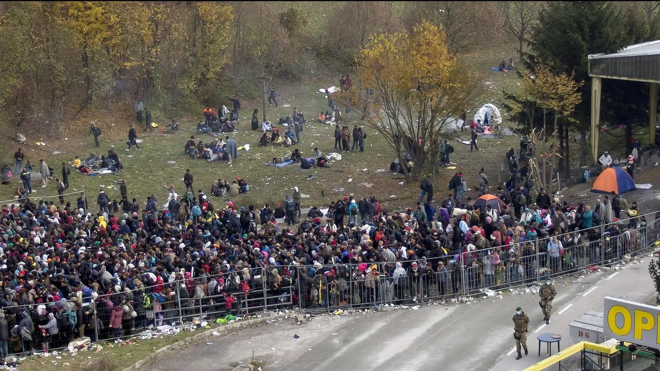 Spielfeld, migráns, migránsok 