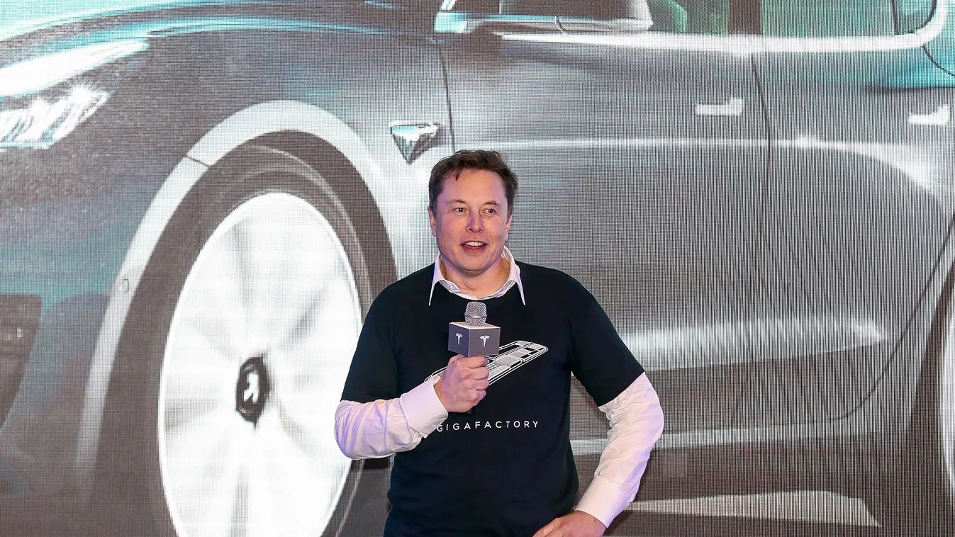 Elon Musk A Tesla már idén elkészítheti a teljesen önvezető autóját 