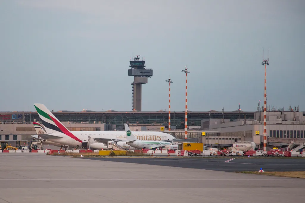 A világ legrosszabb repterei, Manchester Airport 