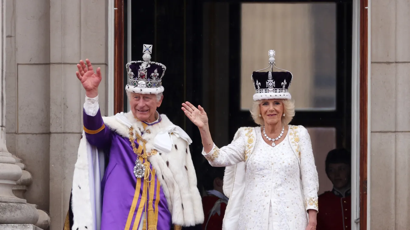 koronázás, 2023, brit, anglia, uralkodó, III. Károly, 2023.05.06, palota, Buckingham-palota, erkély, üdvözlés 