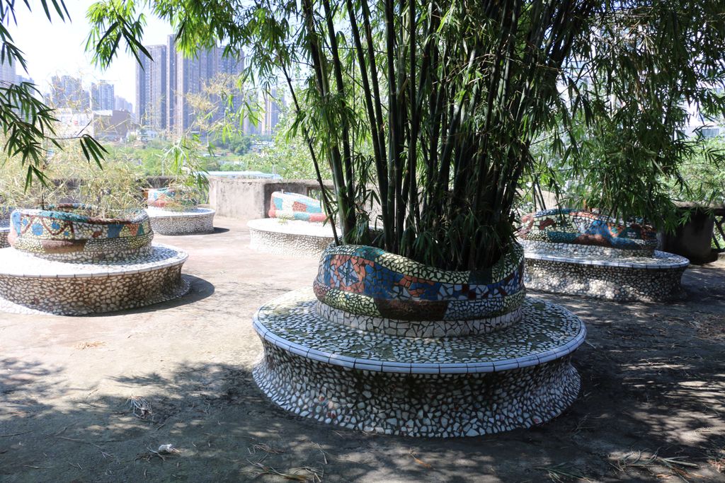 Kína Csungking élménypark nyilvános vécé 