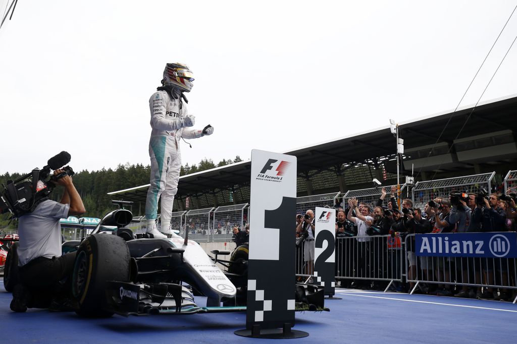 Forma-1, Lewis Hamilton, Mercedes AMG Petronas, Osztrák Nagydíj 