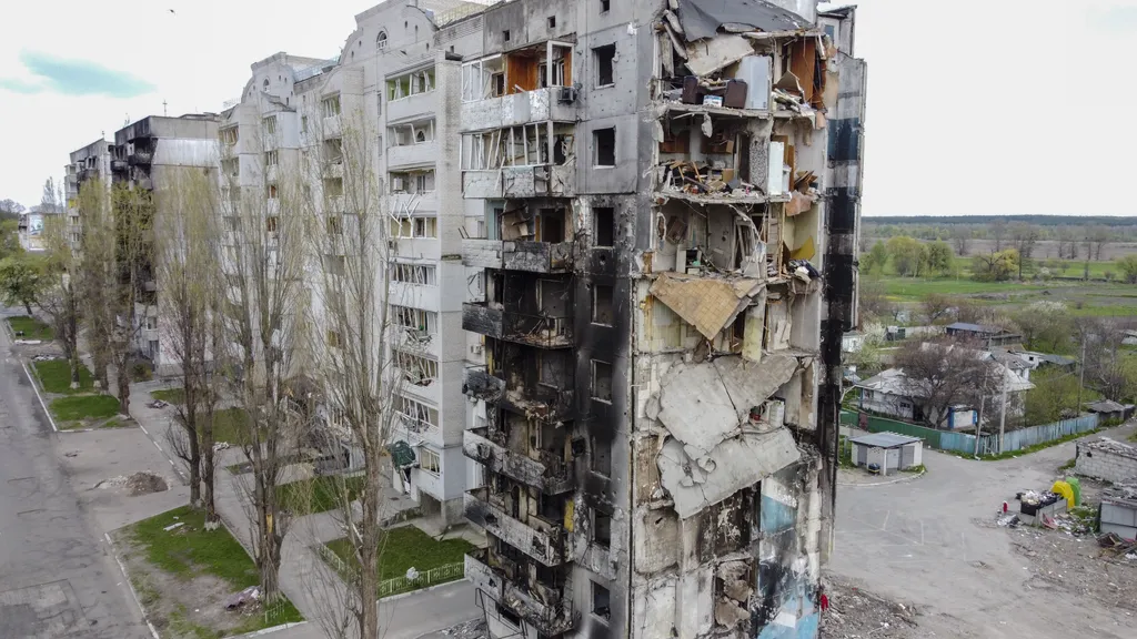 Ukrán válság 2022, orosz, ukrán, háború, Ukrajna, Borodjanka, romos épület, lakóház 