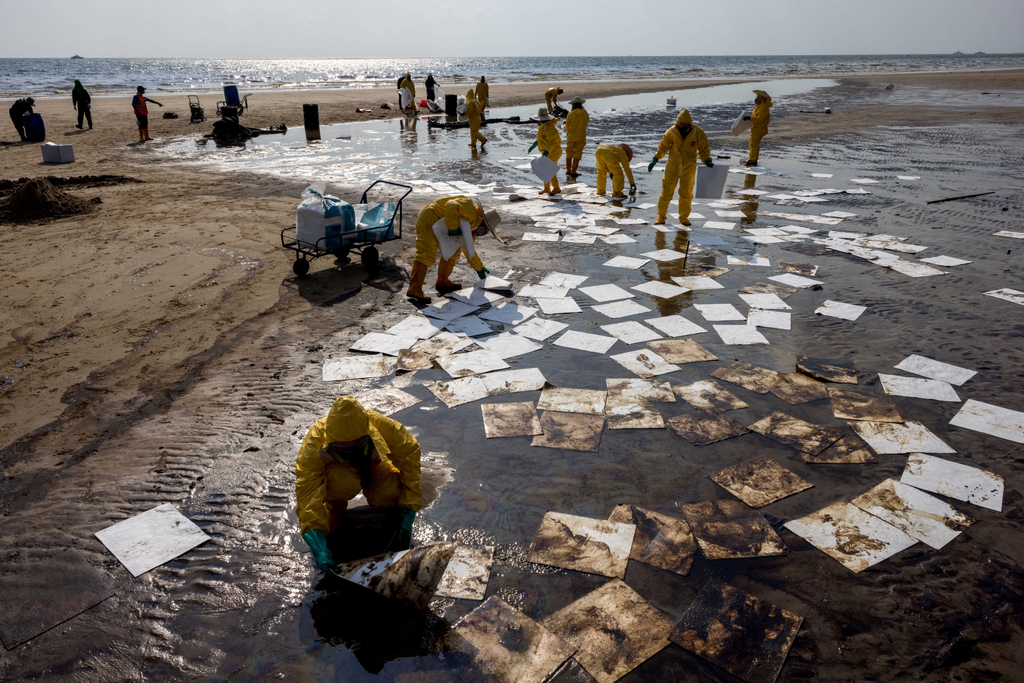 olaj, olajszennyezés, olajszivárgás, katasztrófa, környezet, szennyezés, Thaiföld, thai, tenger 