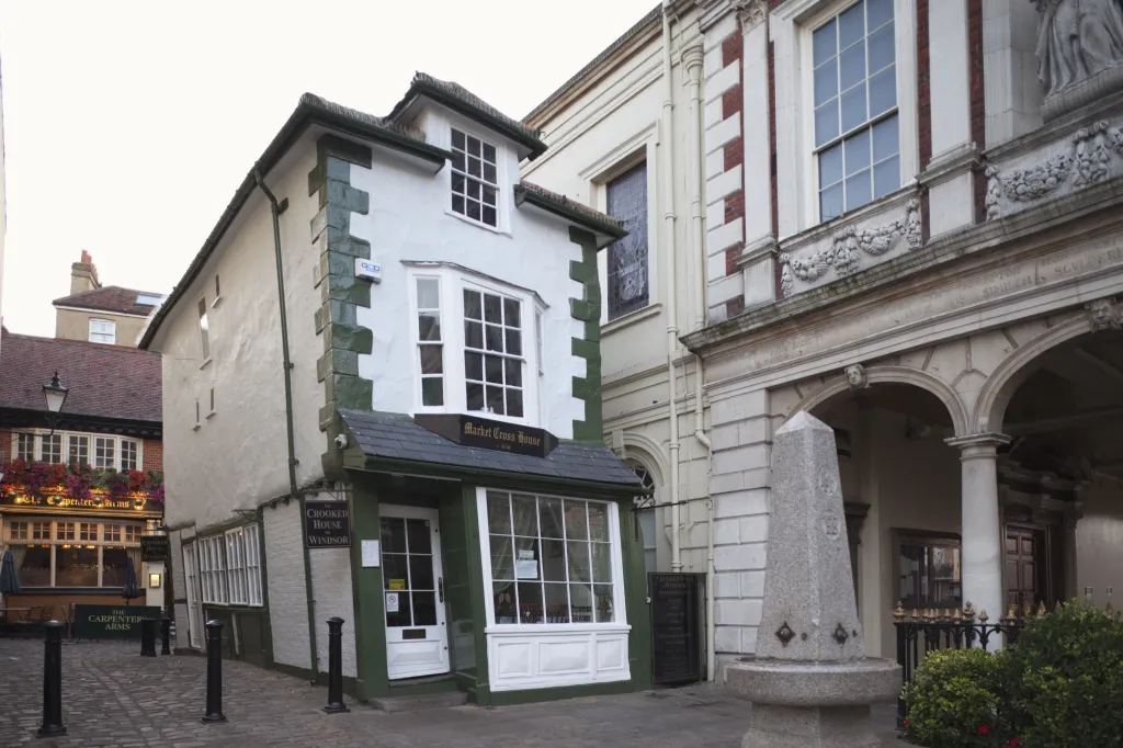 Market Cross House Crooked House in Windsor 