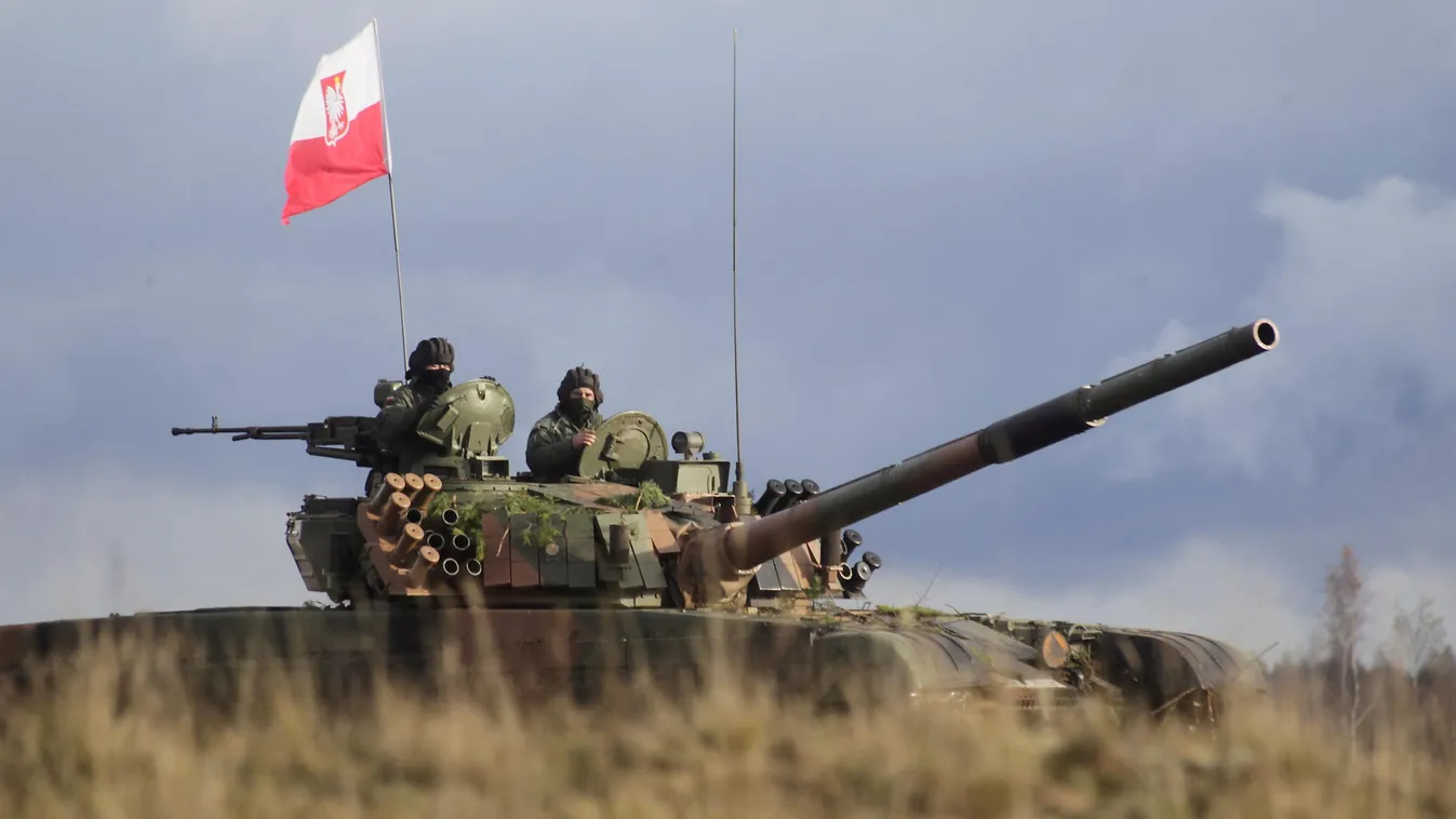 Foglalkozás gyakorlat HADI FELSZERELÉS harckocsi harckocsizó katona lengyel zászló SZEMÉLY SZIMBÓLUM tank TÁRGY zászló 