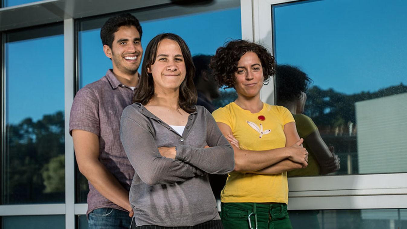 Egy okosablak-fejlesztő csapat az amerikai energiaügyi minisztérium Berkeley laboratóriumában