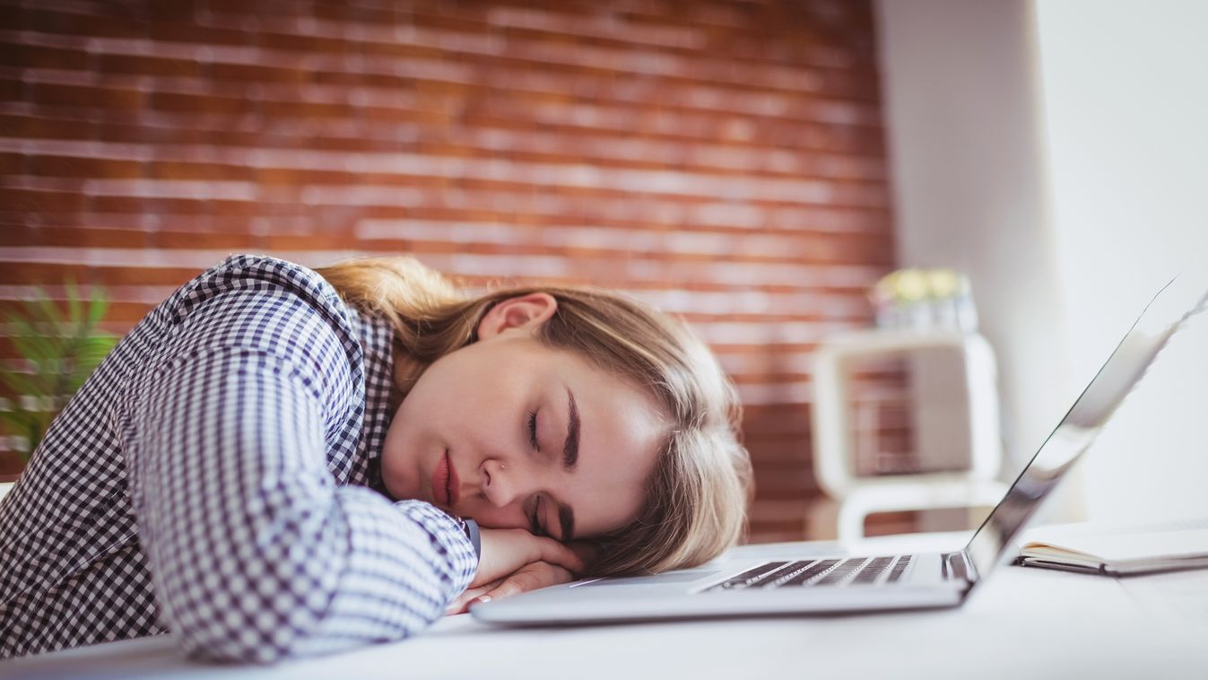 Folyamatos fáradtsággal küzdesz? Ez állhat a háttérben kimerült álmos 