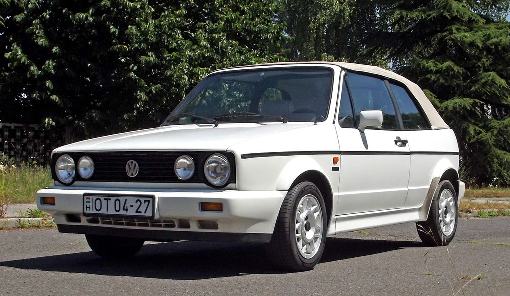 Volkswagen Golf Cabriolet (1990) veteránteszt 