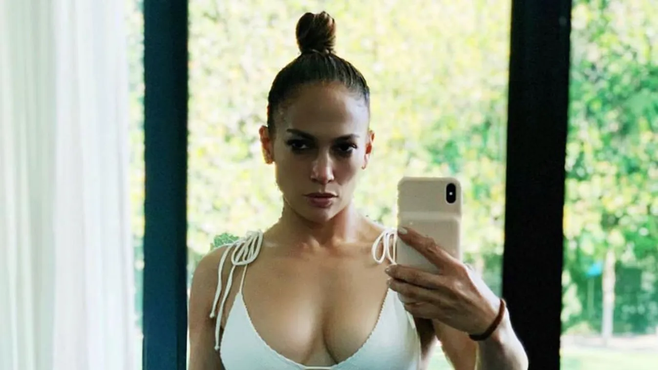 Jennifer Lopez bikiniben 