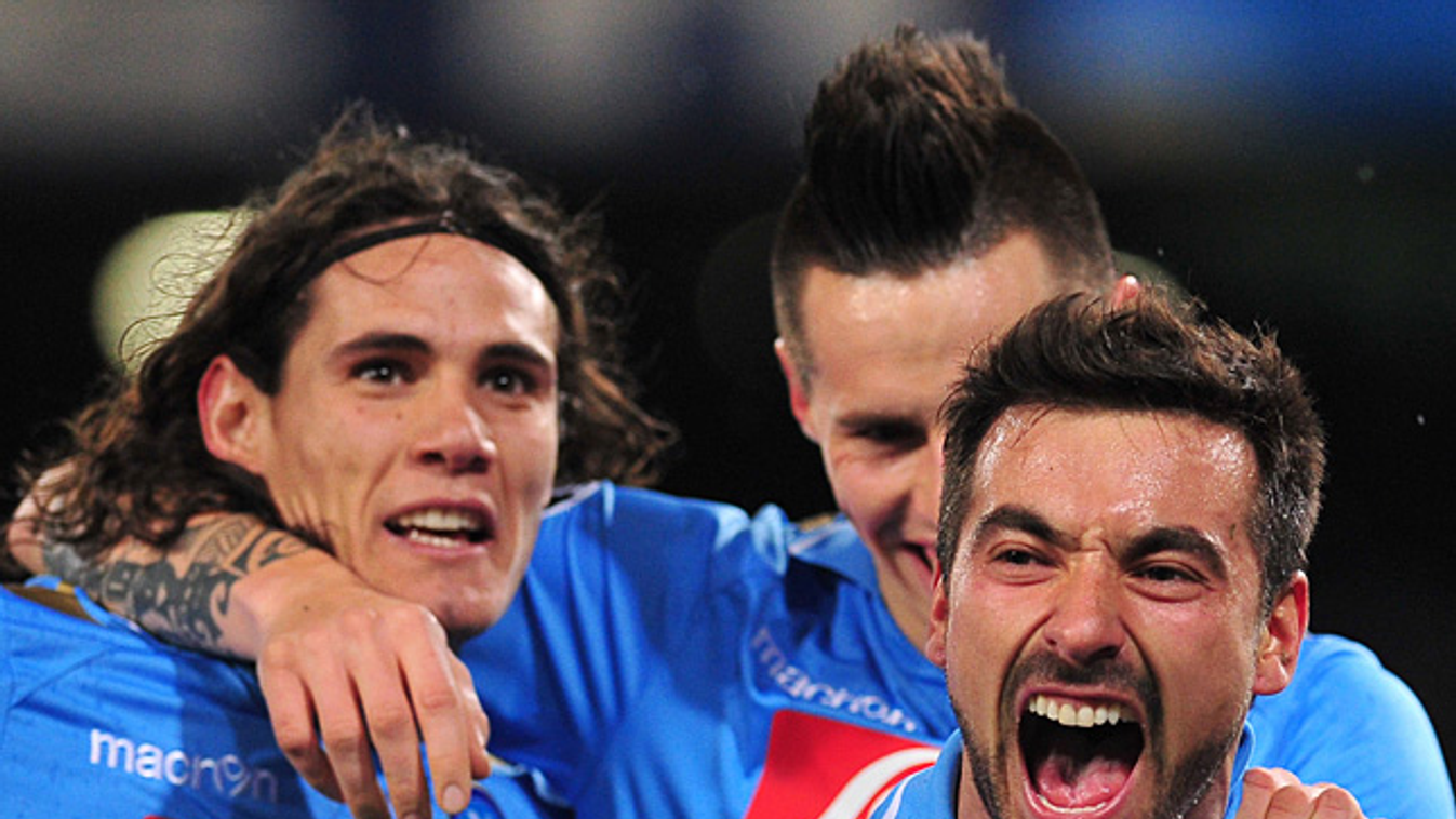 BL Napoli - Chelsea meccs, Ezequiel Ivan Lavezz (jobb)