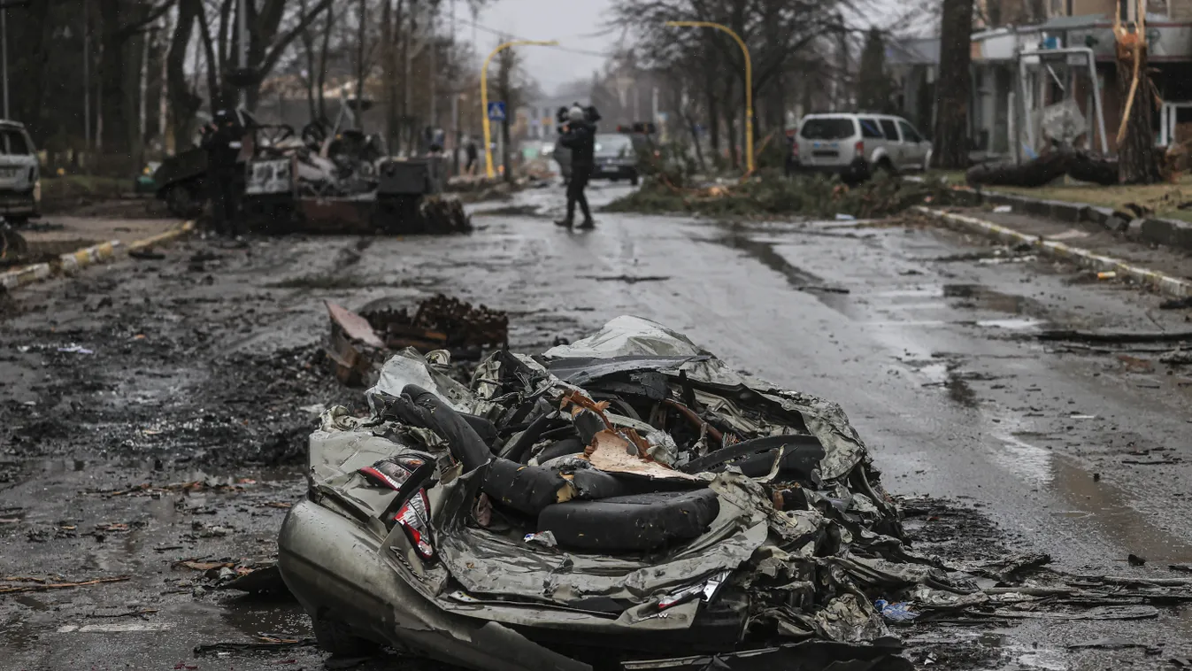 Ukrán válság 2022, orosz, ukrán, háború, Ukrajna, Bucha, roncs, autó 