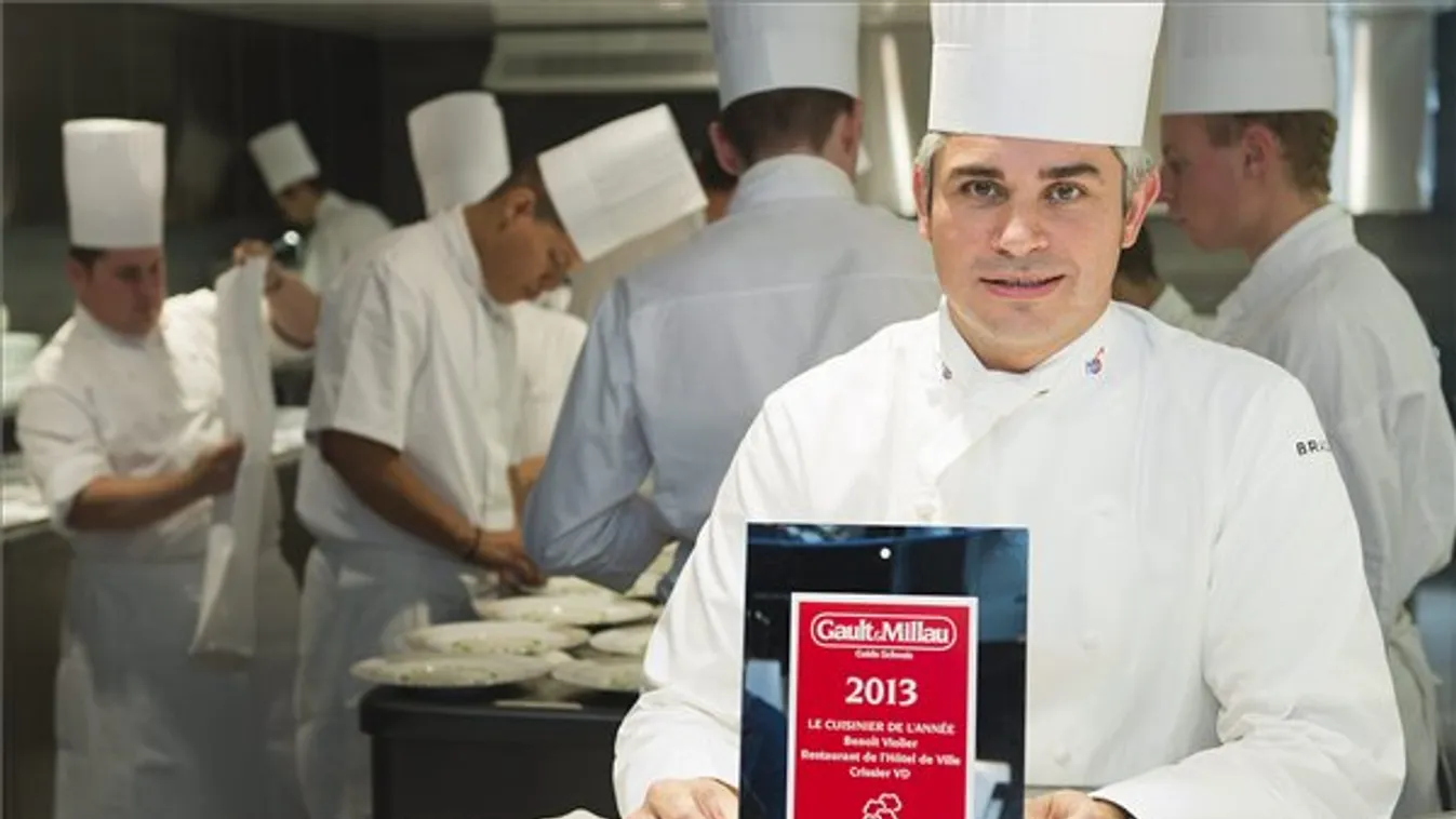 2016. február 1-jén közreadott 2012. október 8-án készített kép a francia-svájci Benoit Violierről, a Lausanne-i Le Restaurant de l'Hotel de Ville Crissier vezetőjéről az étterem konyhájában a svájci Crissierben. A Lausanne-i rendőrség 2016. február 1-jei