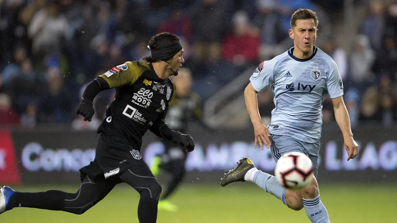 _SCCL_CUARTOS_FINAL_VUELTA_KCITY_INDEPEN_ kansas city ,independiente,concacaf Foto del partido Kansas City vs Club Independiente correspondiente a los Cuartos de Final de la Scotiabank Concacaf Champions League 2019, Németh Krisztián, Sporting Kansas 