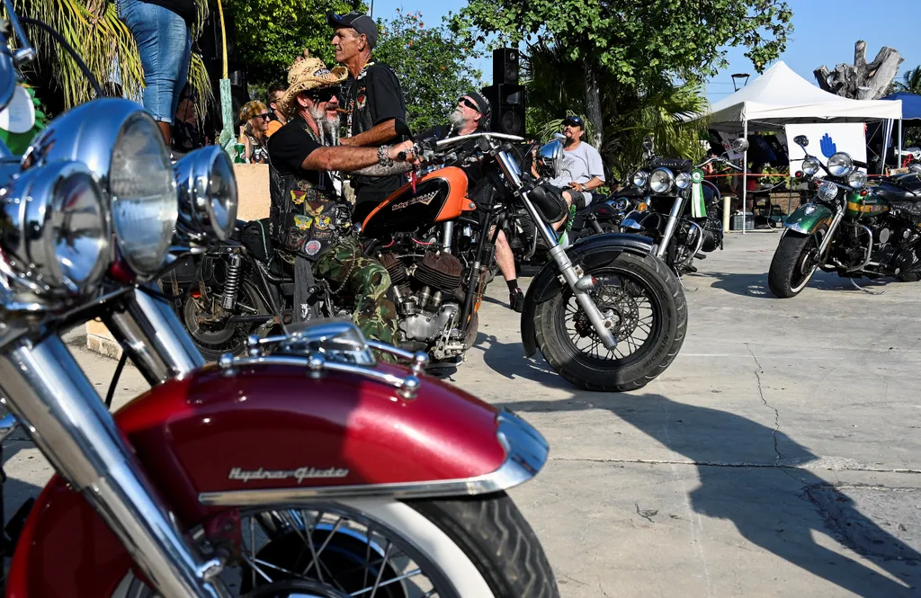 Kuba, Harley-Davidson, motorosok, találkozója, 