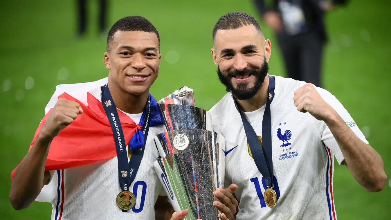 fbl TOPSHOTS Horizontal FOOTBALL FINAL UEFA NATIONS LEAGUE JOY RAISED FIST TROPHY SIDE BY SIDE FLAG FRANCE 