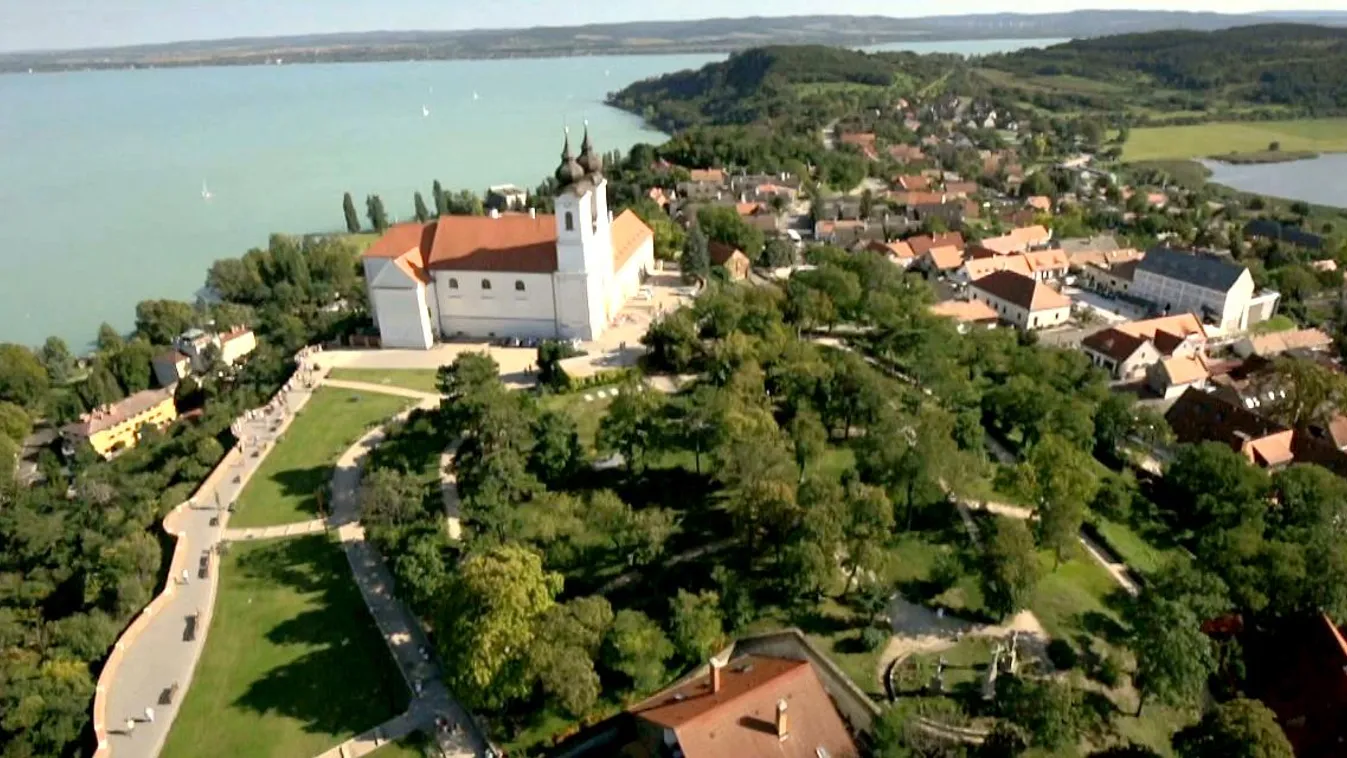 Balaton, drón, madártávlat 