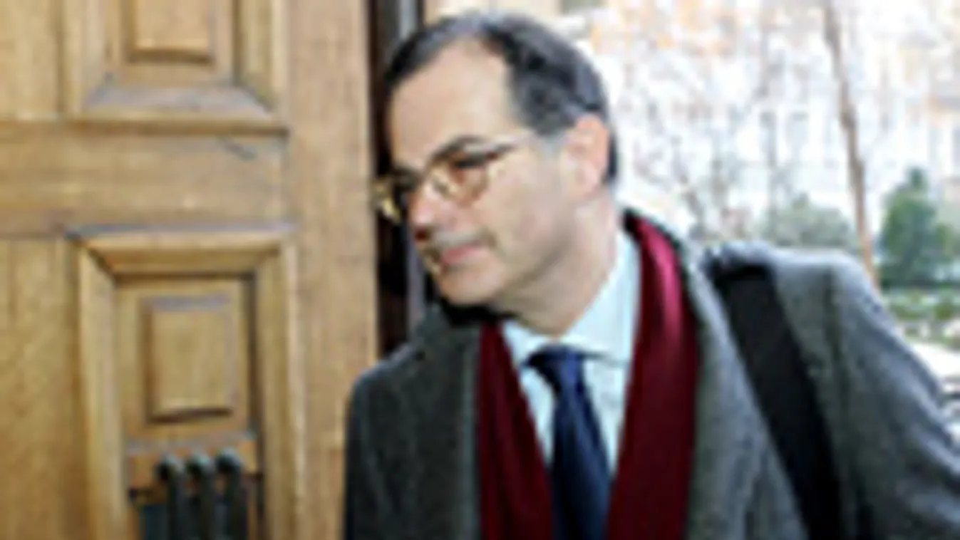 Simor András, a Magyar Nemzeti Bank elnöke, Wikileaks, April Foley az Egyesült Államok volt budapesti nagykövete
