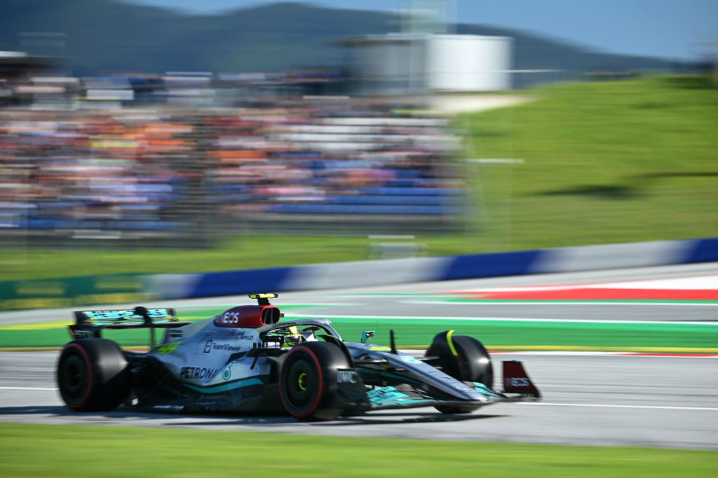 Forma-1, Lewis Hamilton, Mercedes, Osztrák Nagydíj 2022, péntek 