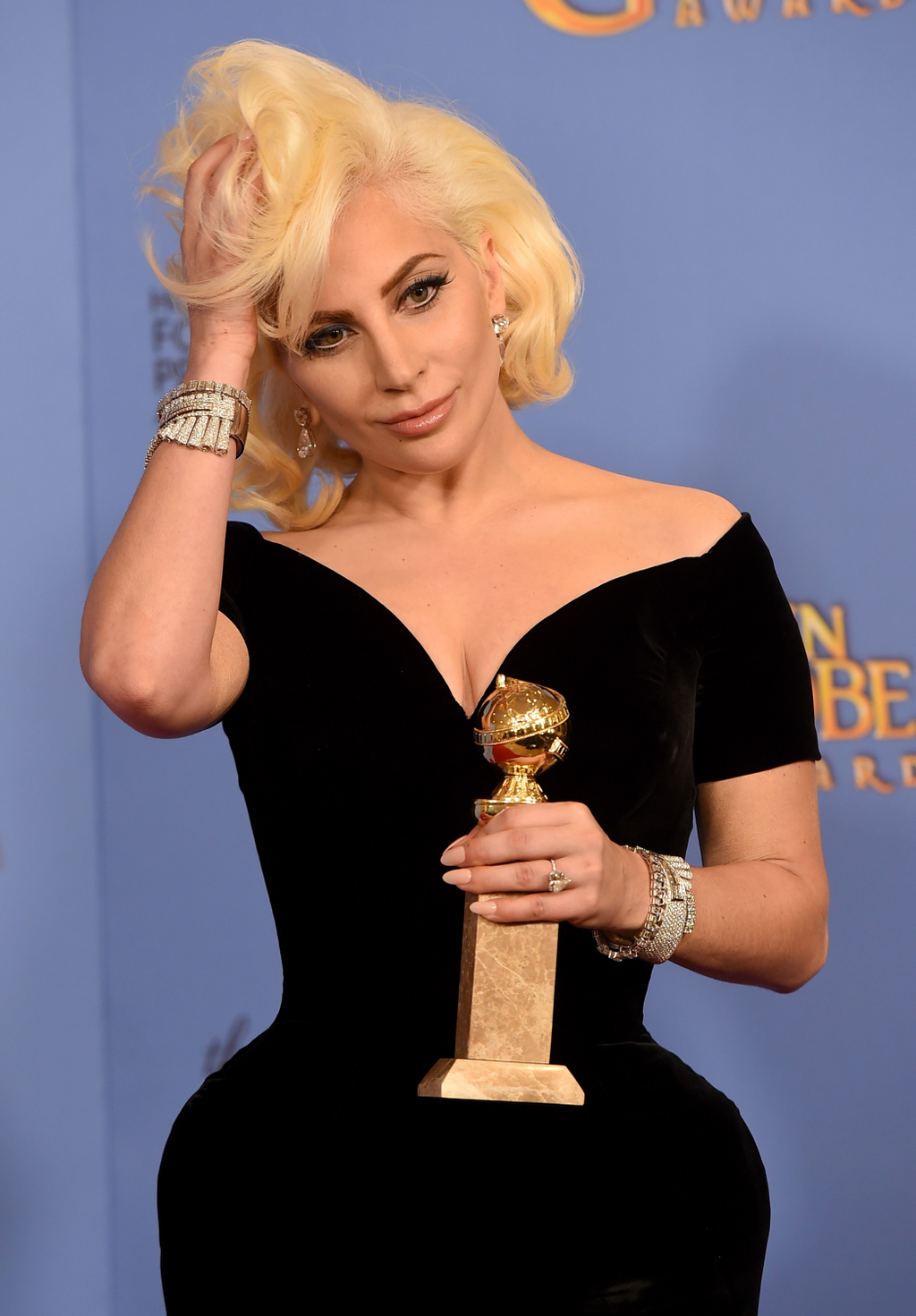 73rd Annual Golden Globe Awards - Press Room GettyImageRank1 VERTICAL USA California Beverly Hills - California SINGER Award Winning Press Room Television Show Golden Globe Awards PORTRAIT Photography Film Industry Arts Culture and Entertainment Celebriti