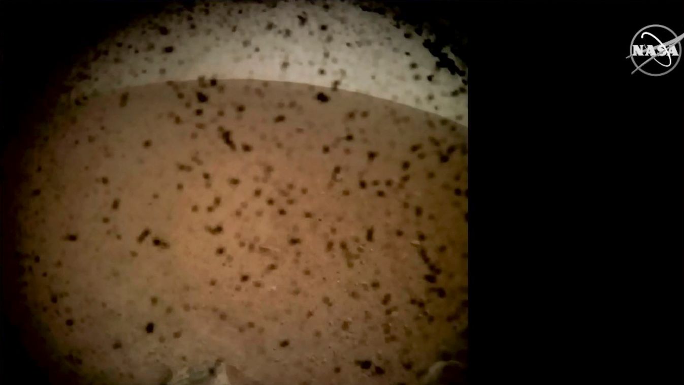 InSight űrszonda, Mars, landolás 
