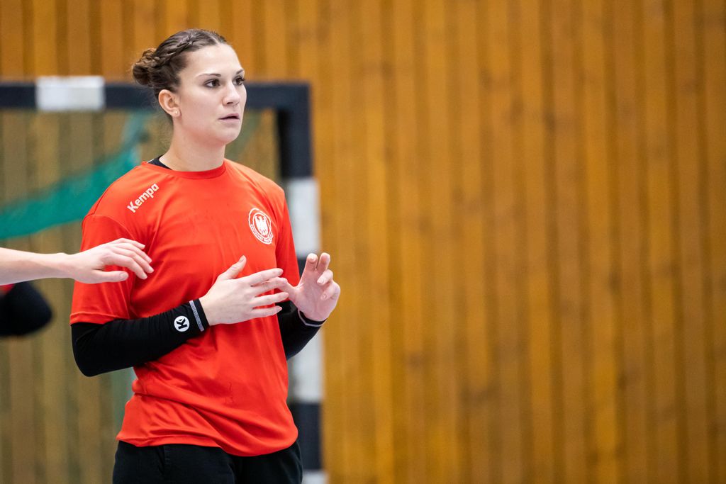 Women Handball National Team - Training Sports HANDBALL Women National team WORLD CUP Handball (Team), Julia Behnke 