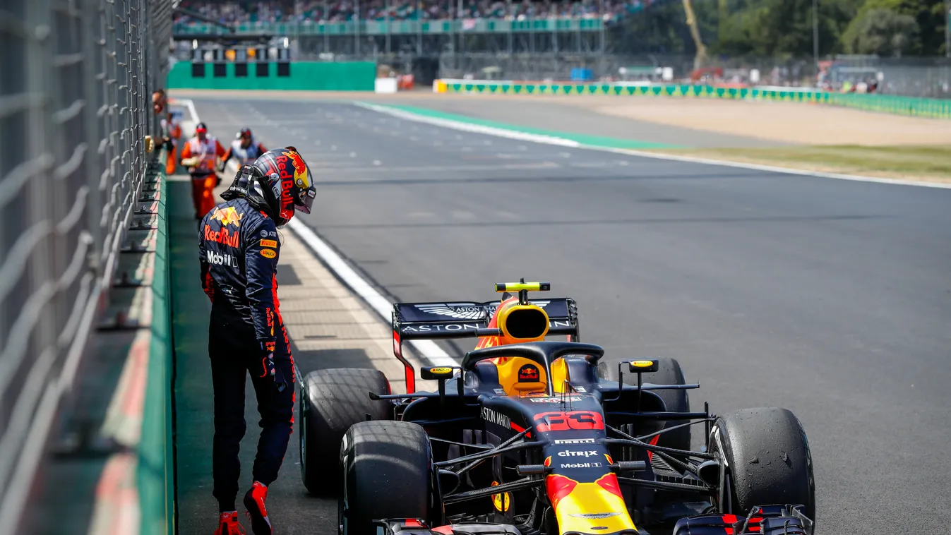 A Forma-1-es Brit Nagydíj pénteki napja, Max Verstappen, Red Bull 